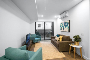 Stunning St Kilda Apartment